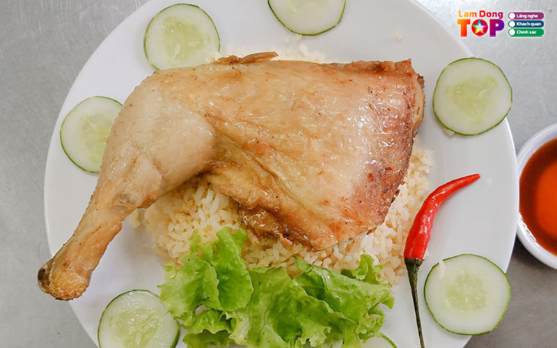 Com-ga-xoi-mo-dinh-y-lamdongtoplist