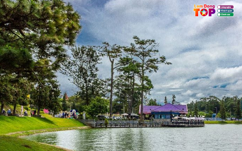 Ho-xuan-huong-da-lat-1