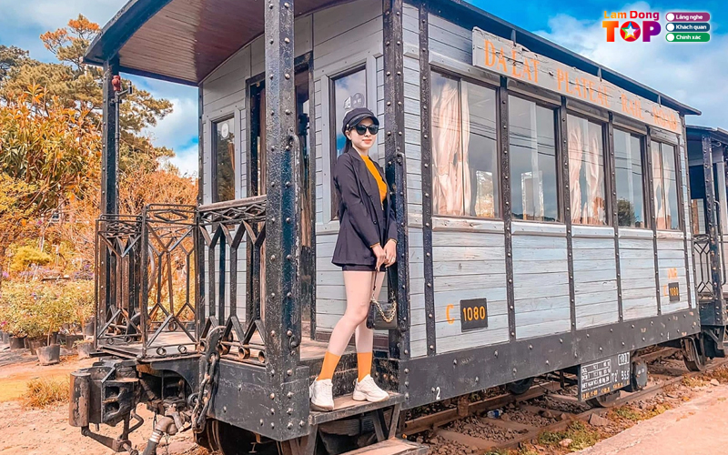 Nha-ga-da-lat-bieu-tuong-nghe-thuat-giua-suong-mu-cao-nguyen-3