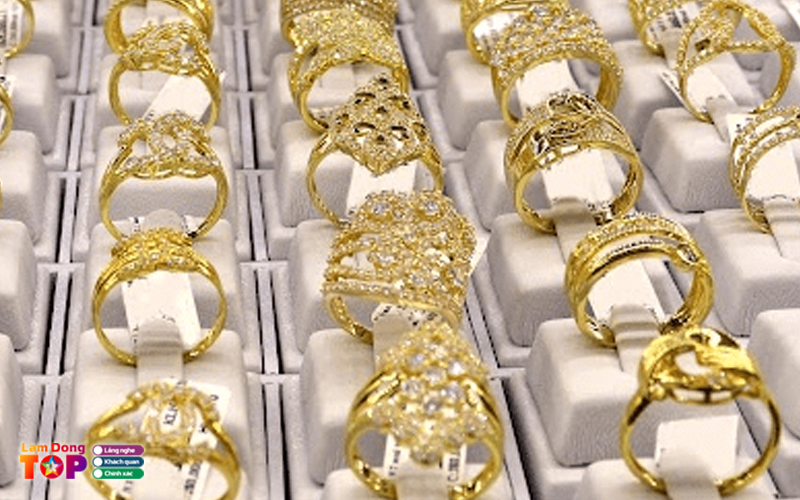 Tiem-vang-kim-minh-thang-jewelry-lamdongtoplist