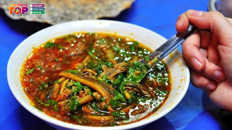 Top-5-quan-chao-luon-lam-dong-thom-ngon-tuyet-voi