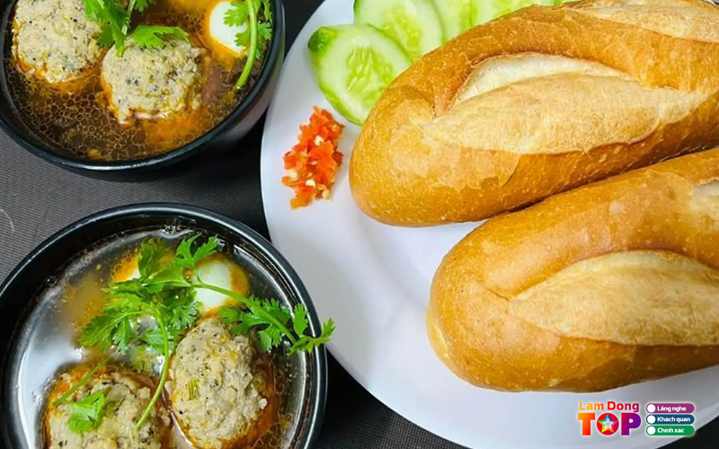 Banh-mi-xiu-mai-van-lamdongtoplist