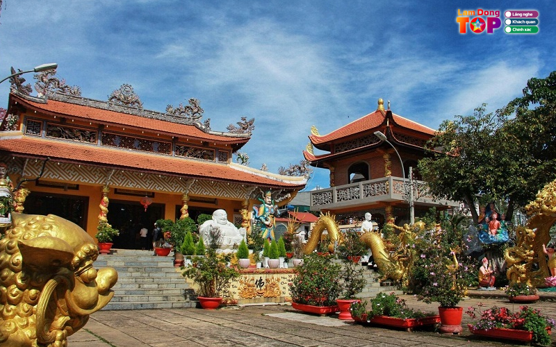 Chua-linh-quang-lamdongtoplist
