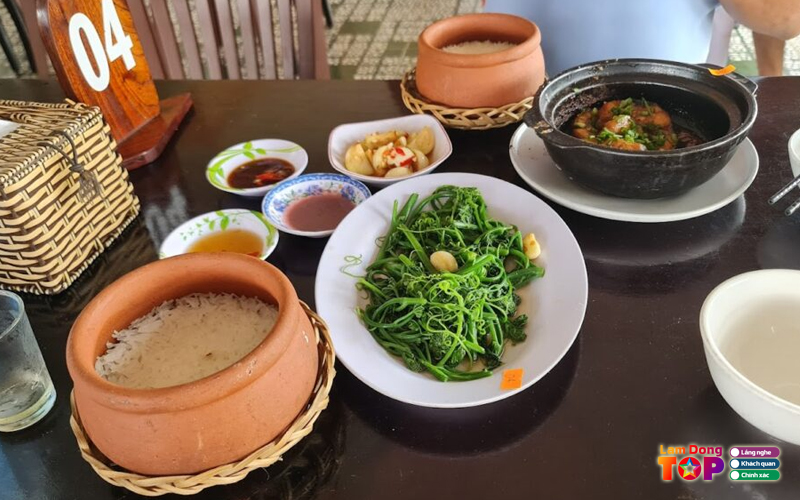 Com-nieu-co-huong-lamdongtoplist