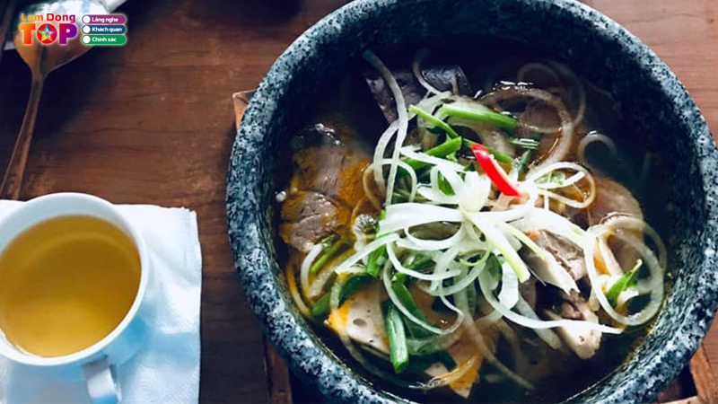 Top-10-quan-bun-bo-hue-o-lam-dong-ngon-hut-khach-nhat
