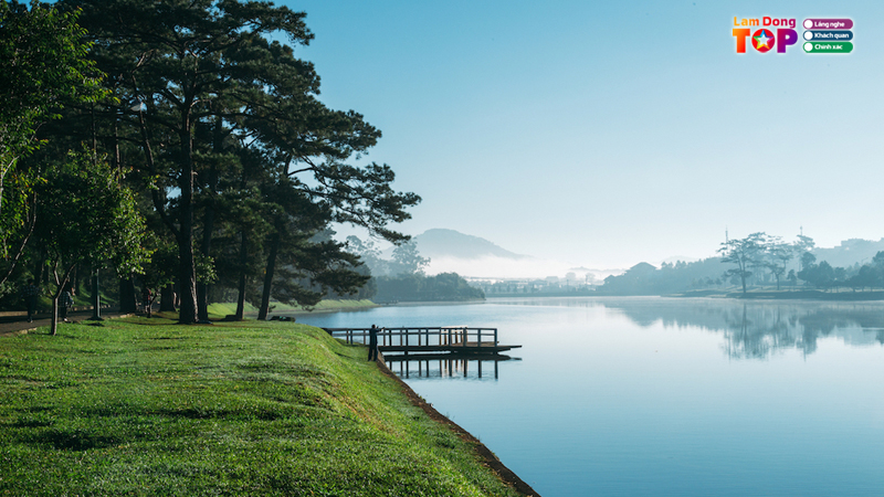 Top-12-cau-ca-dao-ve-lam-dong-moc-mac-va-sau-lang