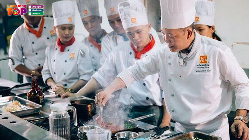 Top-5-trung-tam-day-nau-an-lam-dong-chuyen-nghiep-uy-tin