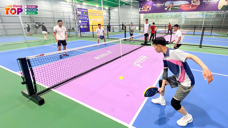 Top-6-san-choi-pickleball-tai-lam-dong-dat-chuan-bat-nhat