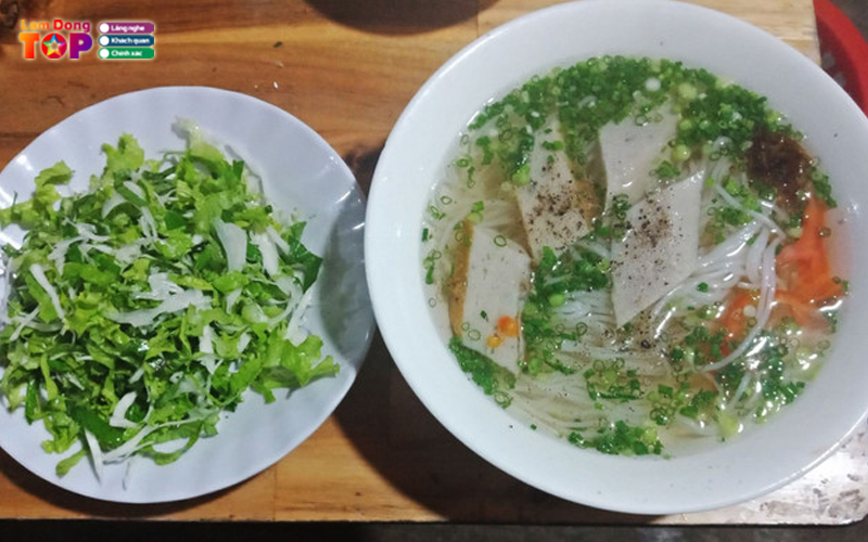 Banh-canh-ba-huong-lamdongtoplist