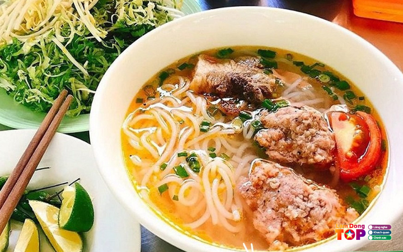 Bun-rieu-che-trang-lamdongtoplist