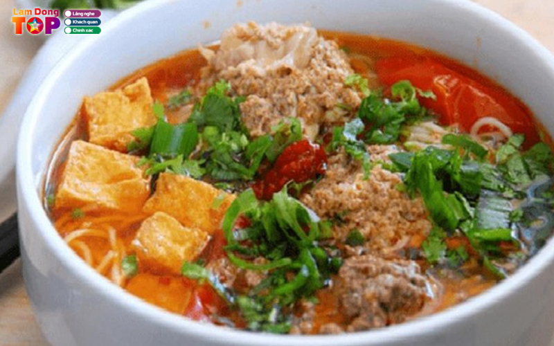 Bun-rieu-cua-dong-co-son-lamdongtoplist