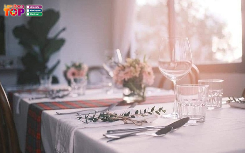 Moon-dining-lamdongtoplist