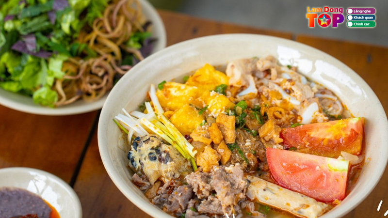 Quan-bun-rieu-o-lam-dong