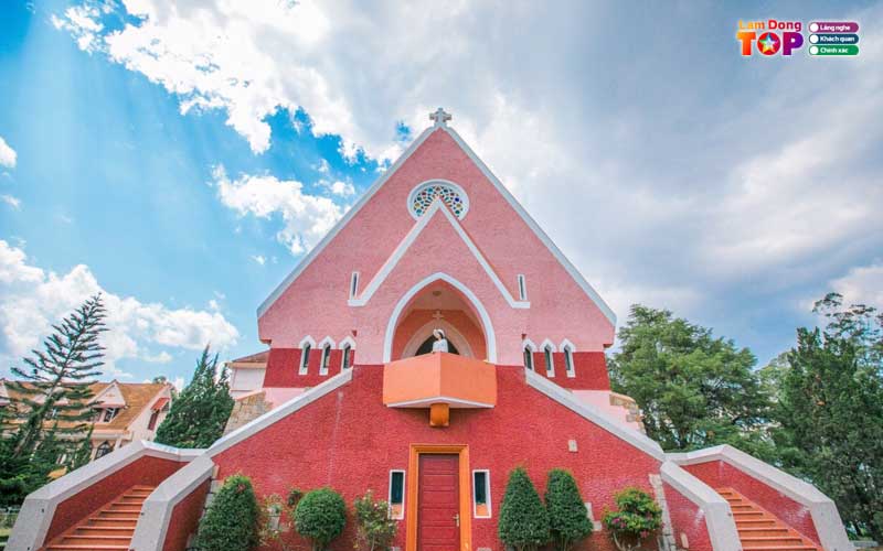 Nha-tho-domain-de-marie-1