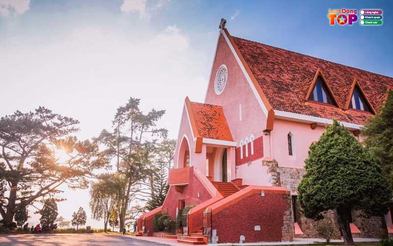 Nha-tho-domain-de-marie-2