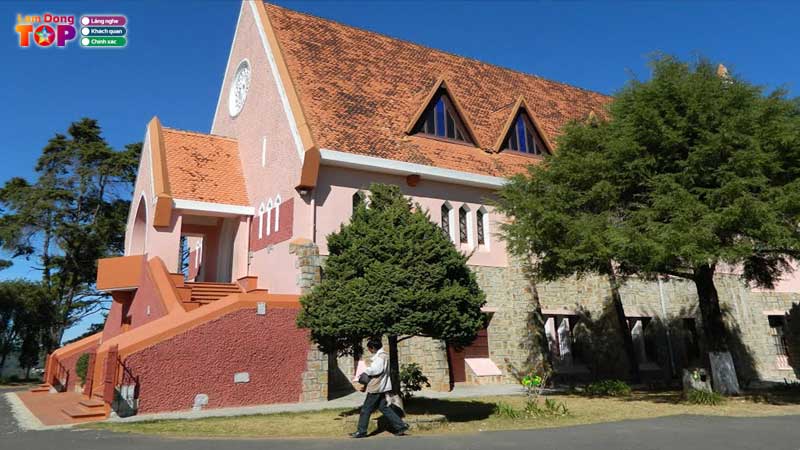 Nha-tho-domain-de-marie