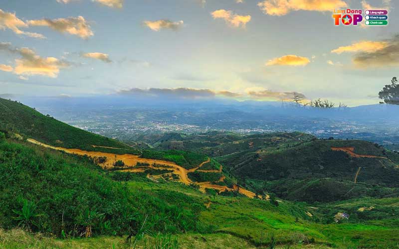 Nui-dai-binh-lam-dong