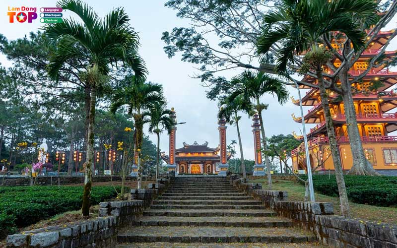 Tu-vien-bat-nha-lamdongtoplist-1