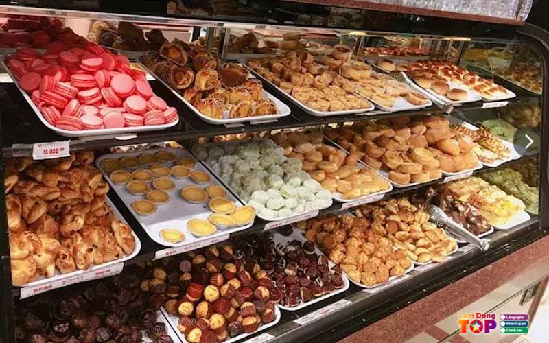Lien-hoa-bakery-lamdongtoplist
