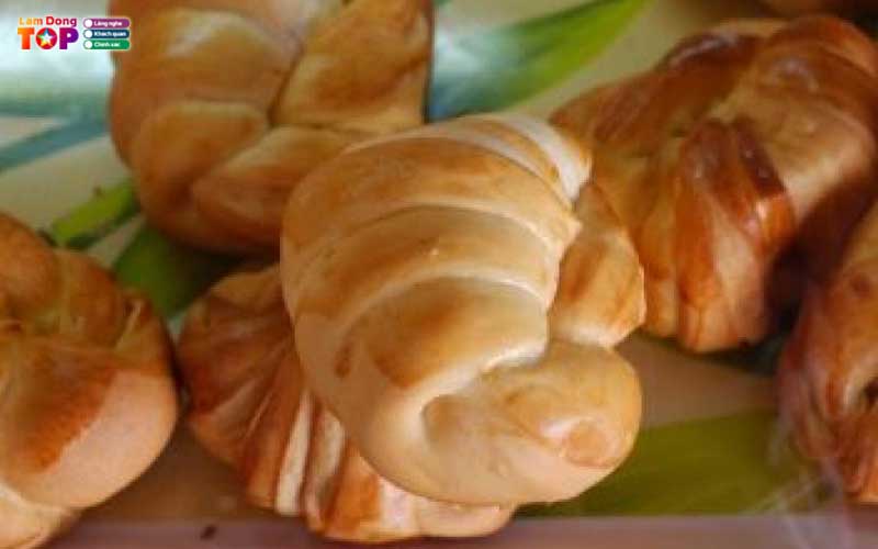 Tiem-banh-nhan-ngai-lamdongtoplist